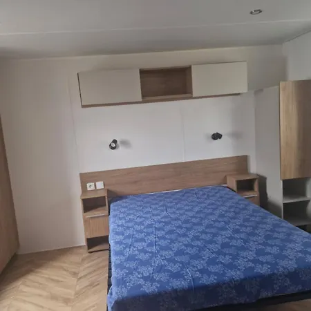 Mobil Contis Lettes 40170 Camping *
